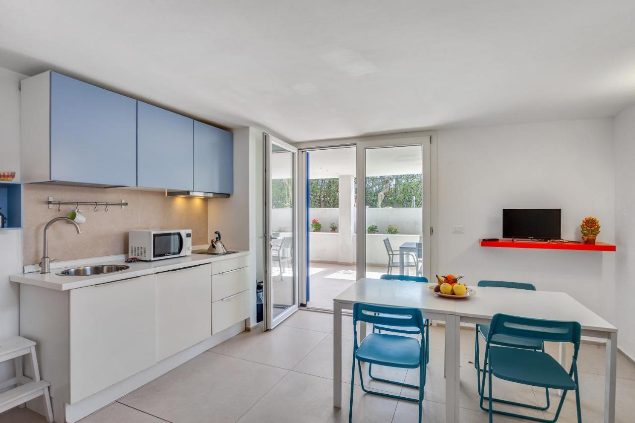 Casalmare Apartments One Step From The Sea Mola di Bari Exterior foto