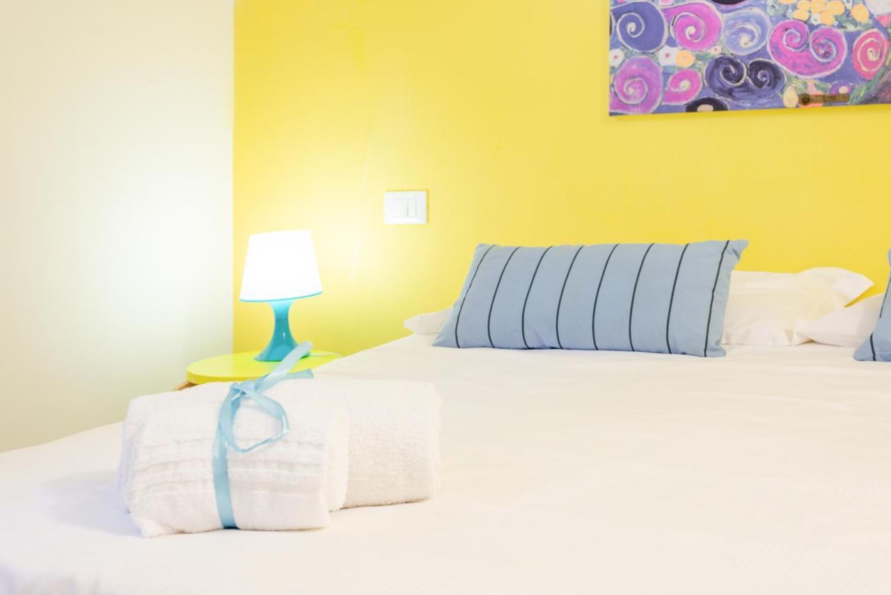 Casalmare Apartments One Step From The Sea Mola di Bari Exterior foto